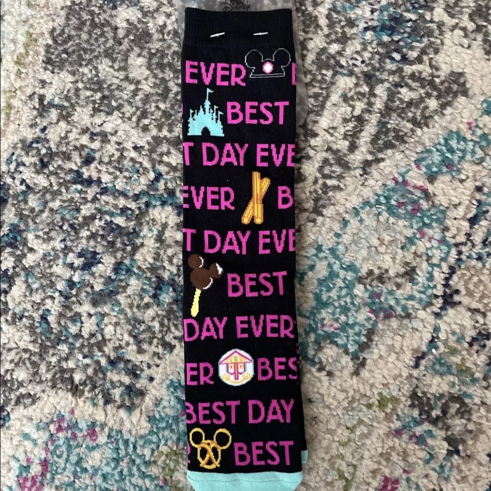 Disney Parks WDW Icons Best Day Ever Socks Churros Pretzel Castle Pretzel NWT